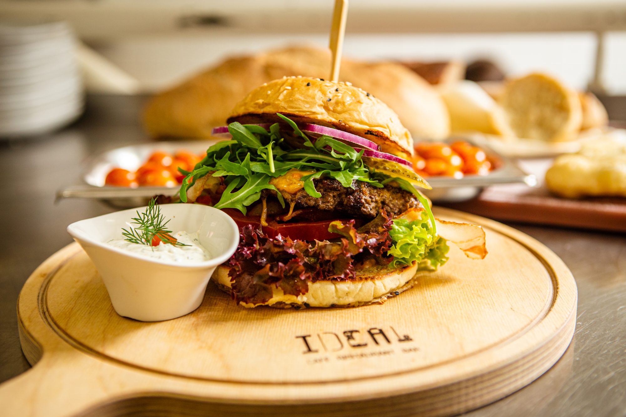 Deluxe Burger